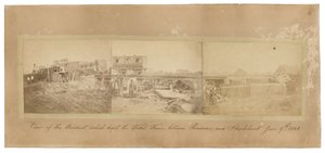 Montagem do acidente de trem de Staplehurst, 1865 (três fotografias em sépia montadas juntas em uma placa de suporte de cartão) de English School